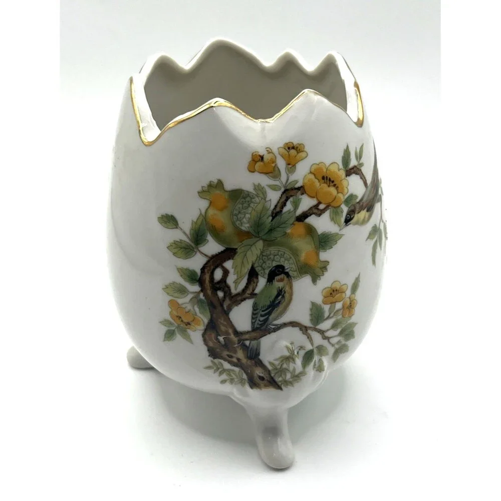 Vtg Andrea by Sadek 3-Footed Porcelain Egg-Shaped Vase 9492 Japan Birds 4.25